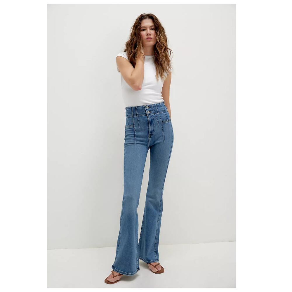 NEW Free People We the Free Jayde Flare Jeans Size 30 - Picture 2 of 13